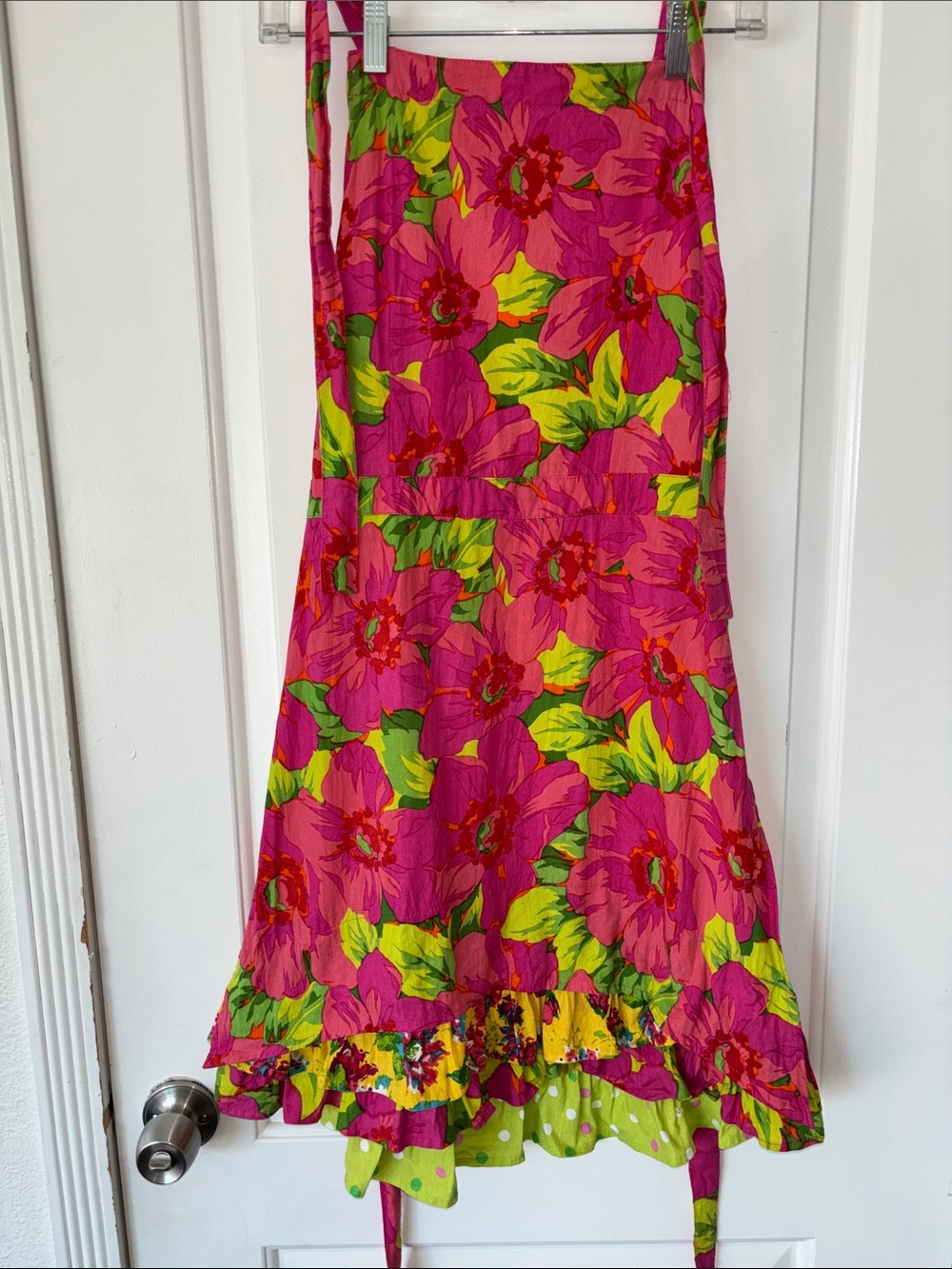 April Cornell Bright Floral Tiered ruffles apron